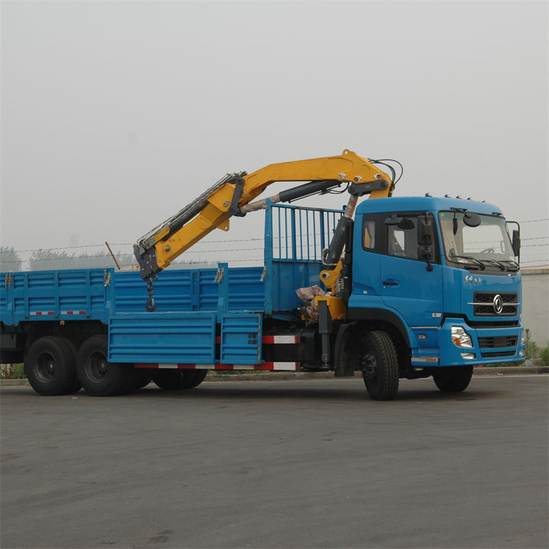 XCMG SQ12 ماونٹڈ کرین ٹرک