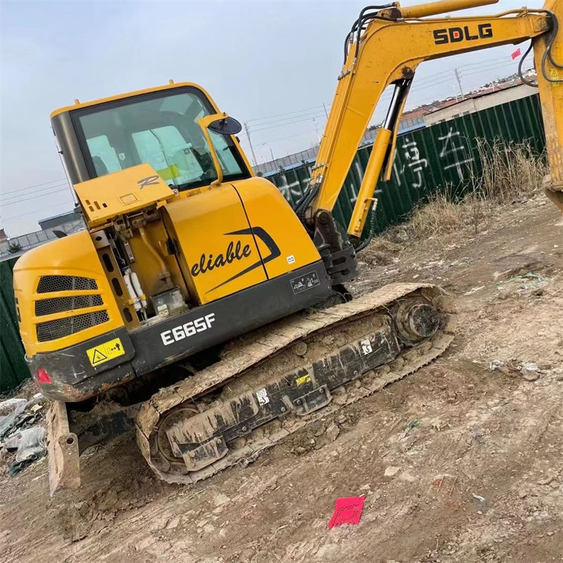 Used SDLG E665F crawler excavator