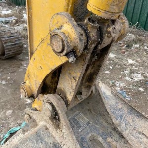 SDLG E665F crawler excavator
