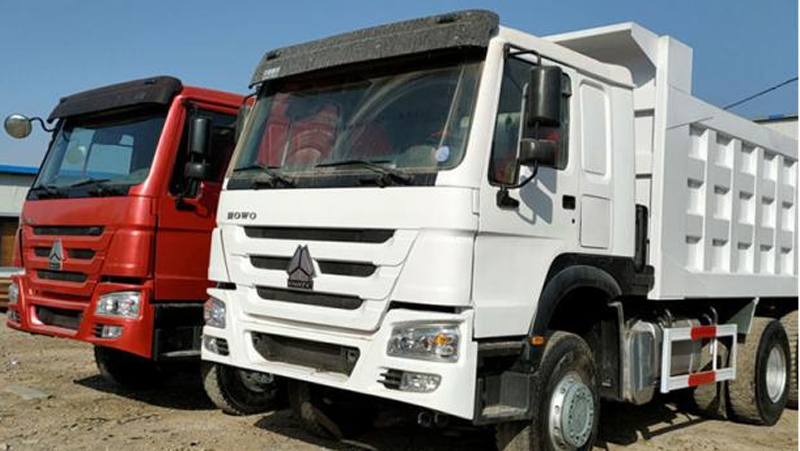 CCMIE eksporterer brugte howo dumpere og semi-traktorer til Mozambique