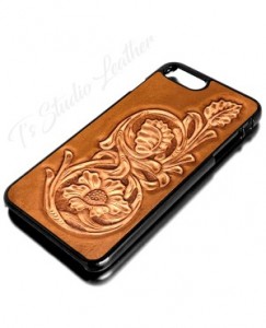 personalized-hand-tooled-style-leather-phone-case
