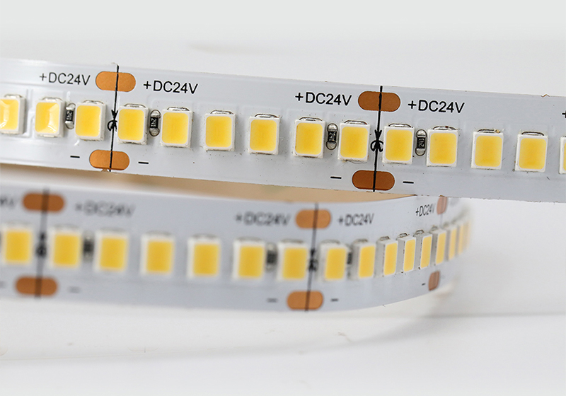 LED pásové svetlá s nastaviteľnou dĺžkou