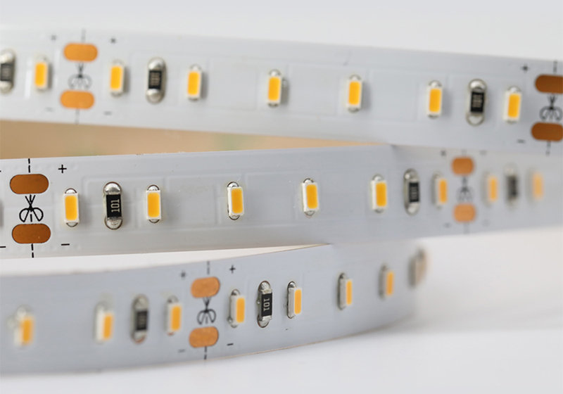 bezdrôtové pripojiteľné LED pásiky