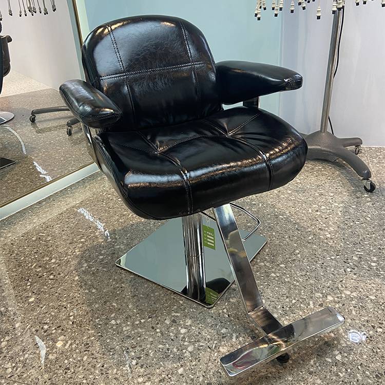 2021 new  salon Hair Styling Chair with Hydraulic Pump for Hair Cutting Styling Beauty Salon Furniture
