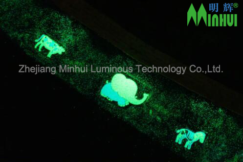 Glow In The Dark Greeway Showcase With MINHUI’s Photoluminescent Stone And Track Spike