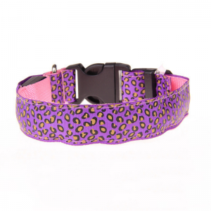 Collar ajustable para mascotas con luz LED y estampado de leopardo