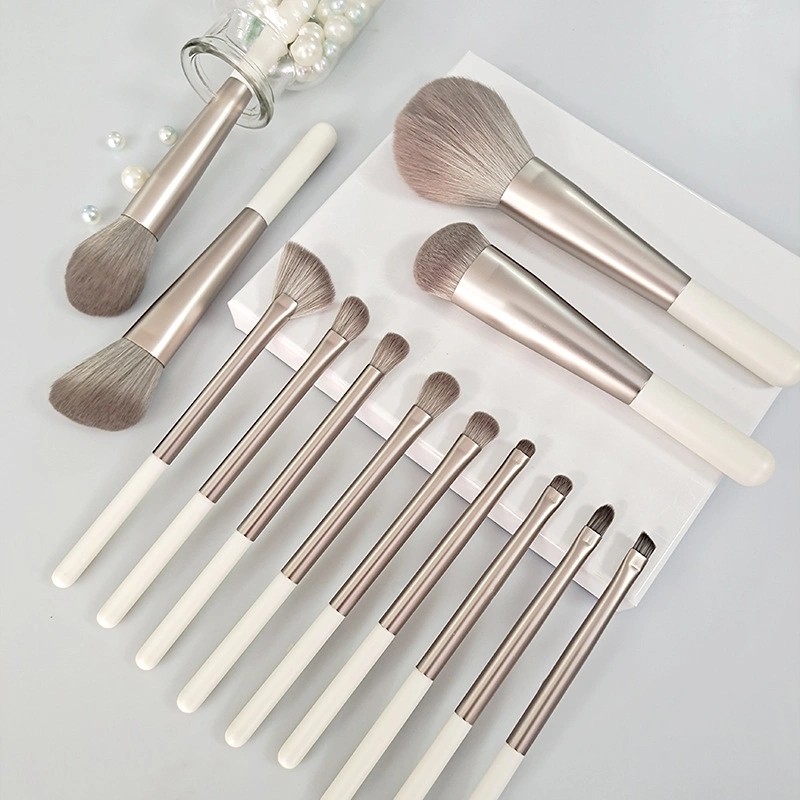 Makeup brushes: what’s the difference?