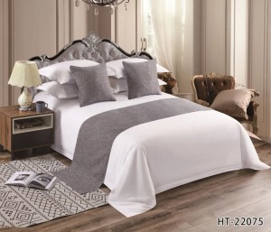 Wholesale Custom Luxury Hotel Linen Jacquard Polyester Bed Runners and Matching Pillows