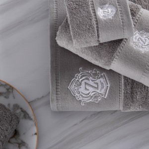 Wholesale high quality 100% cotton hotel hand face bath towel embroidery logo