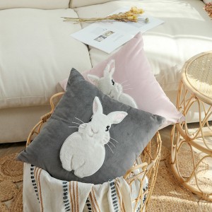 Wholesale Soft Decorative 45cm*45cm Rabbit Embroidery Throw Velvet Pillow Cases