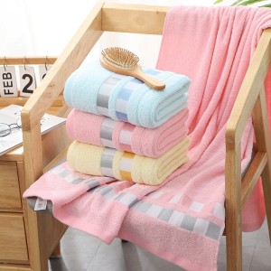Wholesale cheap 100% cotton bath towel plain dyed size face towel for hotel