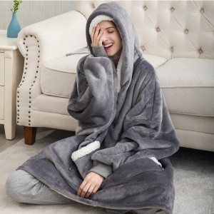 Amazon hot selling custom printing wearable oversized luxury sherpa hoodie blanket