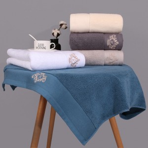 Custom Embroidery Luxury Bathrooms Salon Spa Bath Towels 100% Cotton Hotel Towels