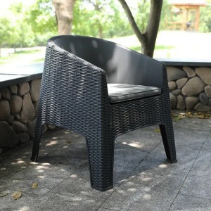 AJ Factory Wholesale Outdoor Cafe Patio Garden Leisure Plastic Stackable Black Dining Arm Chair