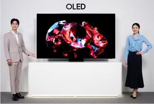 Samsung Electronics’ new QLED and OLED TV sets are available in South Korea