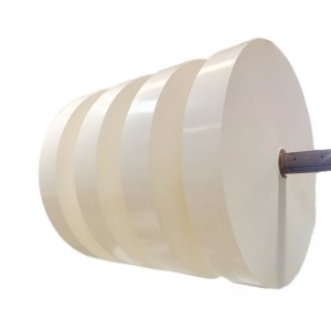 fabricante de papel de fondo formando vasos en rolo
