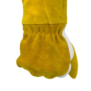 Желтые садовые перчатки из воловьей кожи с мягкой подкладкой на локте и длинными рукавами, предотвращающие проколы. Размер подходит для большинства перчаток.