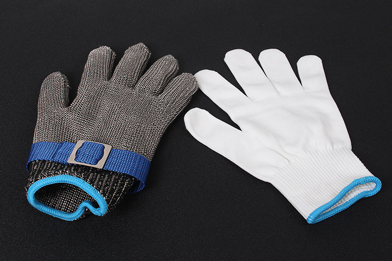 Protective durable gloves for use with glass
