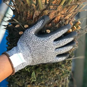Ръкавица за потапяне с палмово покритие 13 калибър, устойчива на порязване, нитрил, супер фина пяна