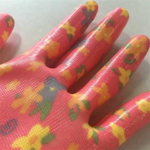 Садові рукавички з кольоровим візерунком з нітриловим гладким покриттям