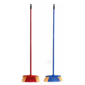 Hot sale classic broom lightweight ພື້ນຜິວອະເນກປະສົງທໍາຄວາມສະອາດພື້ນ Sweeping