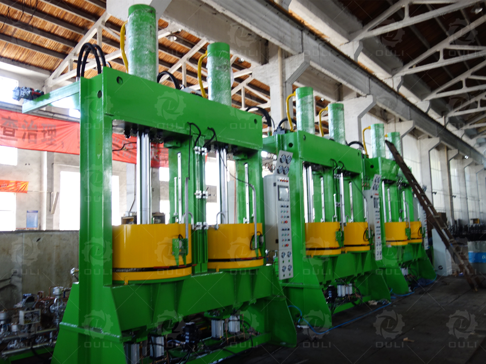 New Arrival China Tyre Vulcanizing Machine - Bladder tire curing press – Ouli