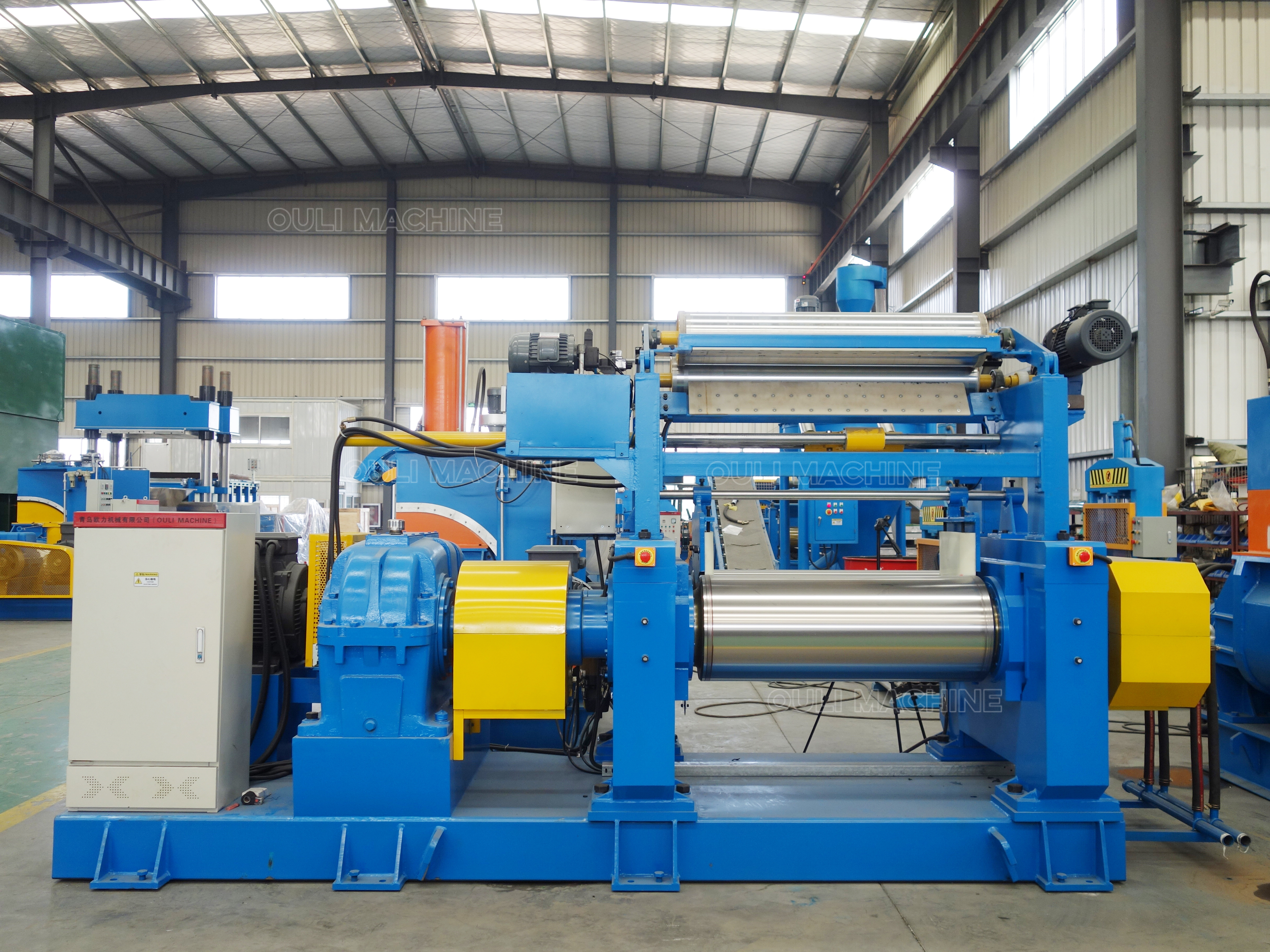 How to maintain the rubber mixing mill during operation
