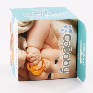 Caixa de venda polo miúdo personalizada Embalaxe de burato colgante para produtos para bebés Caixa de cartón con ventá Embalaxe de caixa de papel de plástico