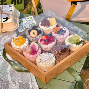 Clear 9-Holes Pastry Box