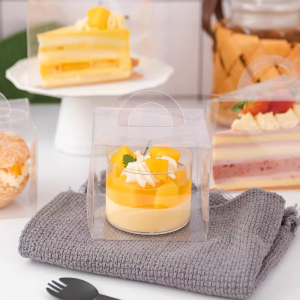 Portable Transparent Triangular Cake Box