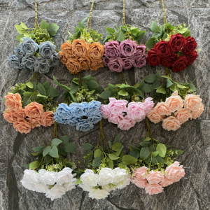 Seven-flowered Parisian Roses