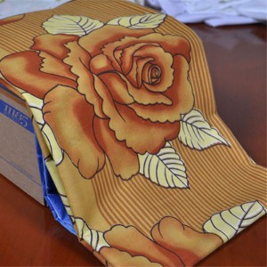 Muaj yeeb yuj Woven Printed Bed Sheet Fabric