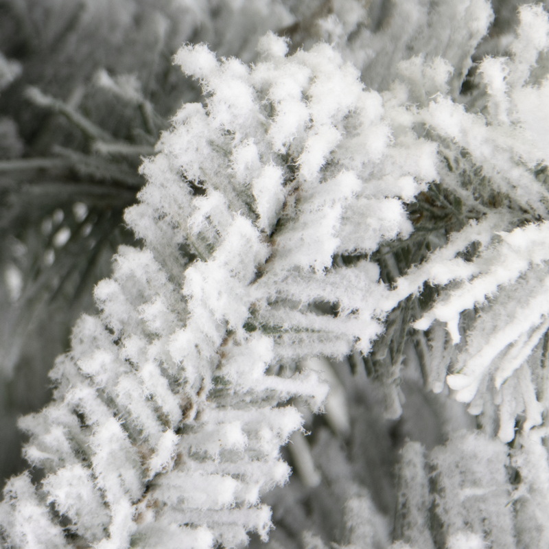 PINEFIELDS Árbol de Navidad flocado de 6 pies, árbol de Navidad artificial con nieve, árbol de Navidad de PVC, bisagra, base de metal