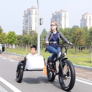 frilufts-trehjuling istället för cykel för att hämta barn