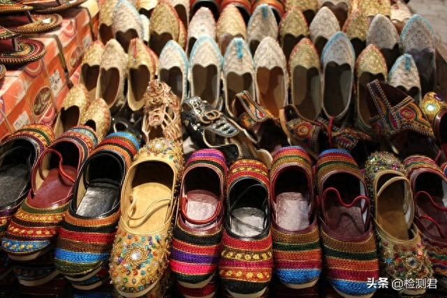 Export do Indie - 24 druhů obuvi je povinné pro zavedení indické certifikace BIS