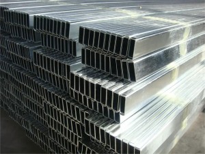 Qinkai Galvanizli çelik alçıpan profil tutucu metal saplama/parça/Omega/C/U paslanma kanalı Hafif Çelik Keel
