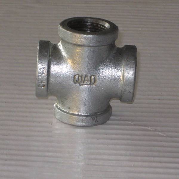 Galvanized Surface Malleable Iron Pipe Fittings Cross