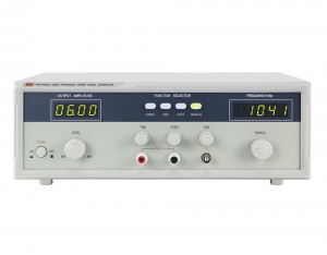 RK1212BLN/ RK1212DN/ RK1212EN/ RK1212GN Audiosignalgenerator