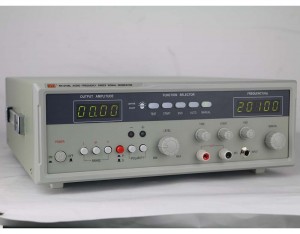 RK1316BL/ RK1316D/ RK1316E/ RK1316G/ Generator Sinyal Audio