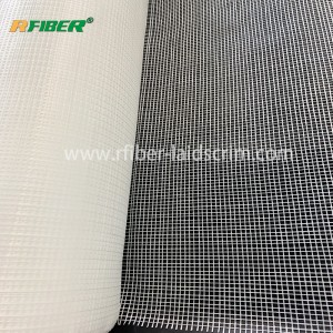 Polyester Netting Laid Scrim 5x5mm PVOH Beschichtung 1000D Garn fir Segelzeil