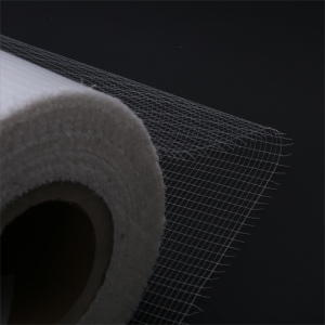 Single Yarn Polyester Laid Scrim Tora Mesh 4x6mm ji bo Tape Adhesive 76Dx150D