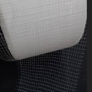 Tissu en maille de polyester pour la fabrication de tuyaux en FRP pour les pays du Moyen-Orient