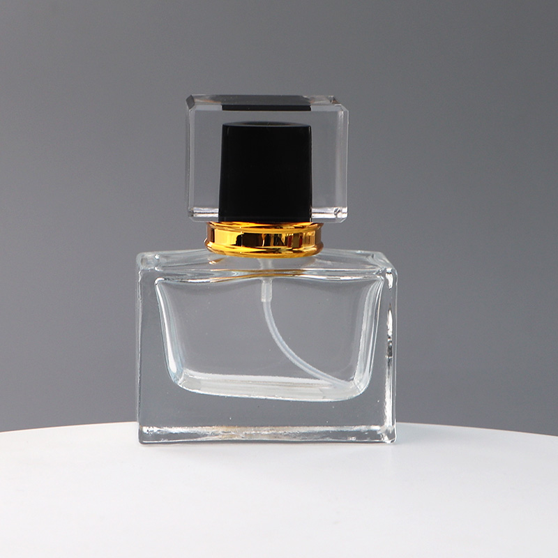 50ML retangular empty perfume bottle with pumper sprayer Featured Image