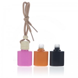 Wholesale 7ml Glass car diffuser bottles pendent with wooden caps