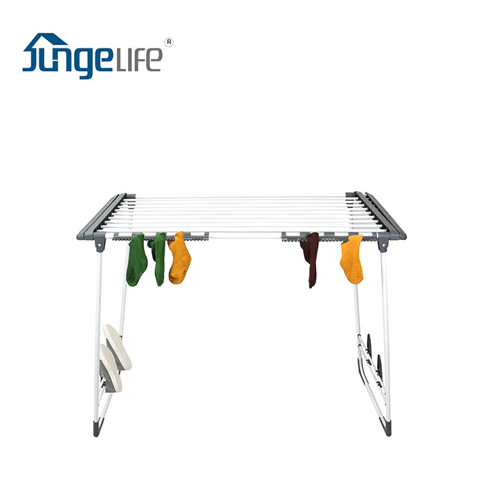 freestanding clothes rack1