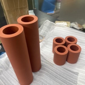 High temperature heat transfer silicone rubber roller for heat transfer printing