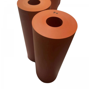 Heat transfer silicone rubber roller for heat transfer printing