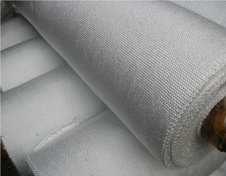 Ekspanzijska tkanina iz steklenih vlaken za področje industrijske toplotne izolacije