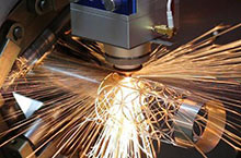 Znáte stroj na řezání kovových trubek laserem?