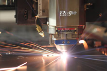 Ruijie Fiber Laser Tej Tshuab 10MM Carbon Steel Laser Cutter
